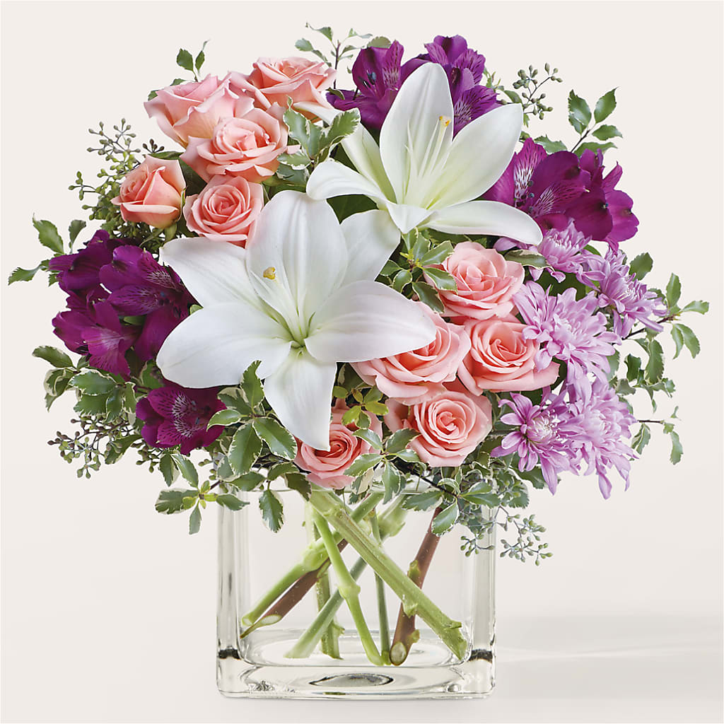 Mani Pedi Bouquet – Palette Flower, Austin TX