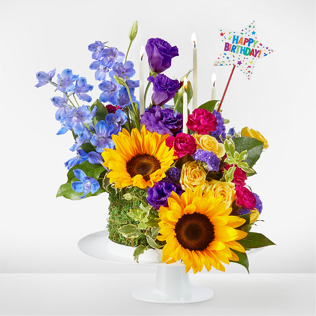 Star of the Day Floral Cake – Palette Flower, Austin TX